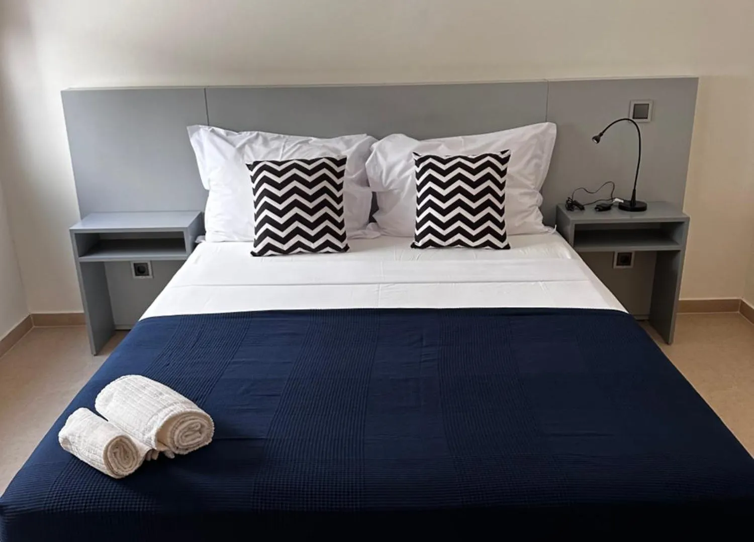Claris B&B - Hostel 普拉亚